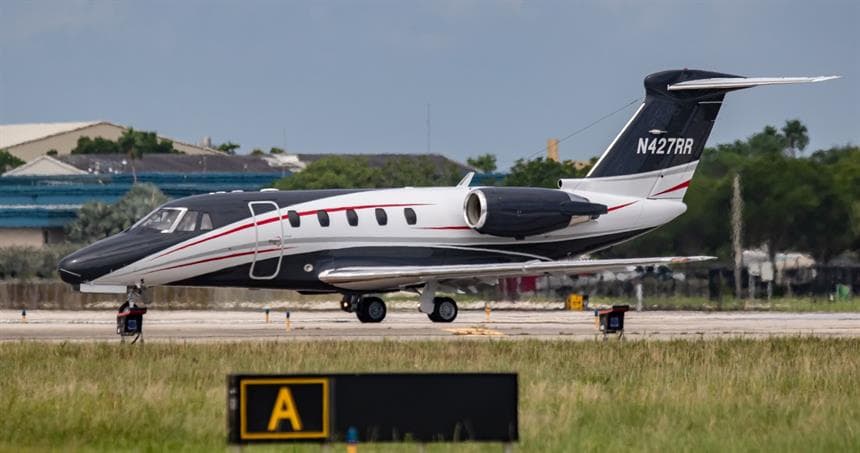 N427RR-exterior