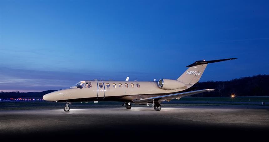 N865JB-exterior